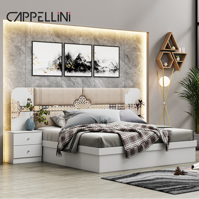Venda a retalho Preço barato Cama de couro clássica da rainha Luxo Outro lar Full Size King Set de mobiliário de cama de madeira