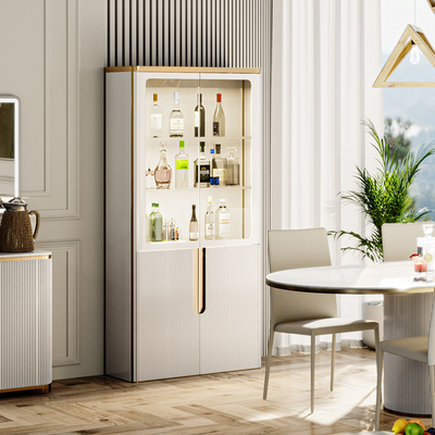 Display de vidro branco de design simples Estante de vinho Mobiliário de sala de jantar moderno e luxuoso Sala de estar Armazém de vinhos de madeira